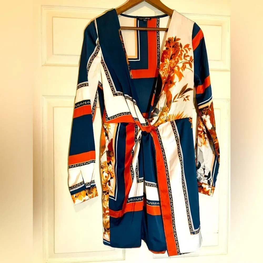 Fashion Nova, long sleeve, mini dress, faux wrap, excellent condition, medium - Picture 1 of 4